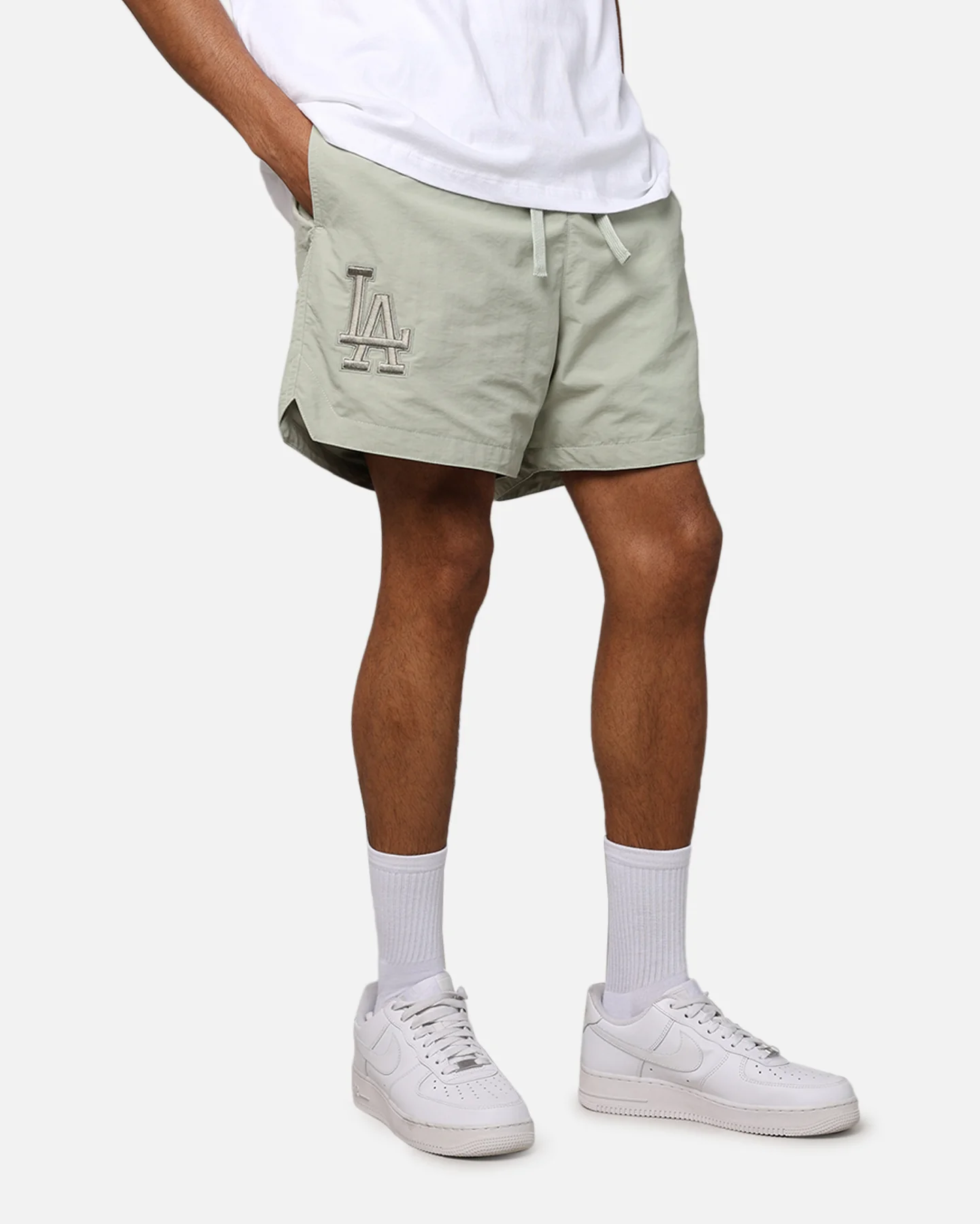 Pro Standard Los Angeles Dodgers Neutral 2.0 Shorts Moss - Image 3