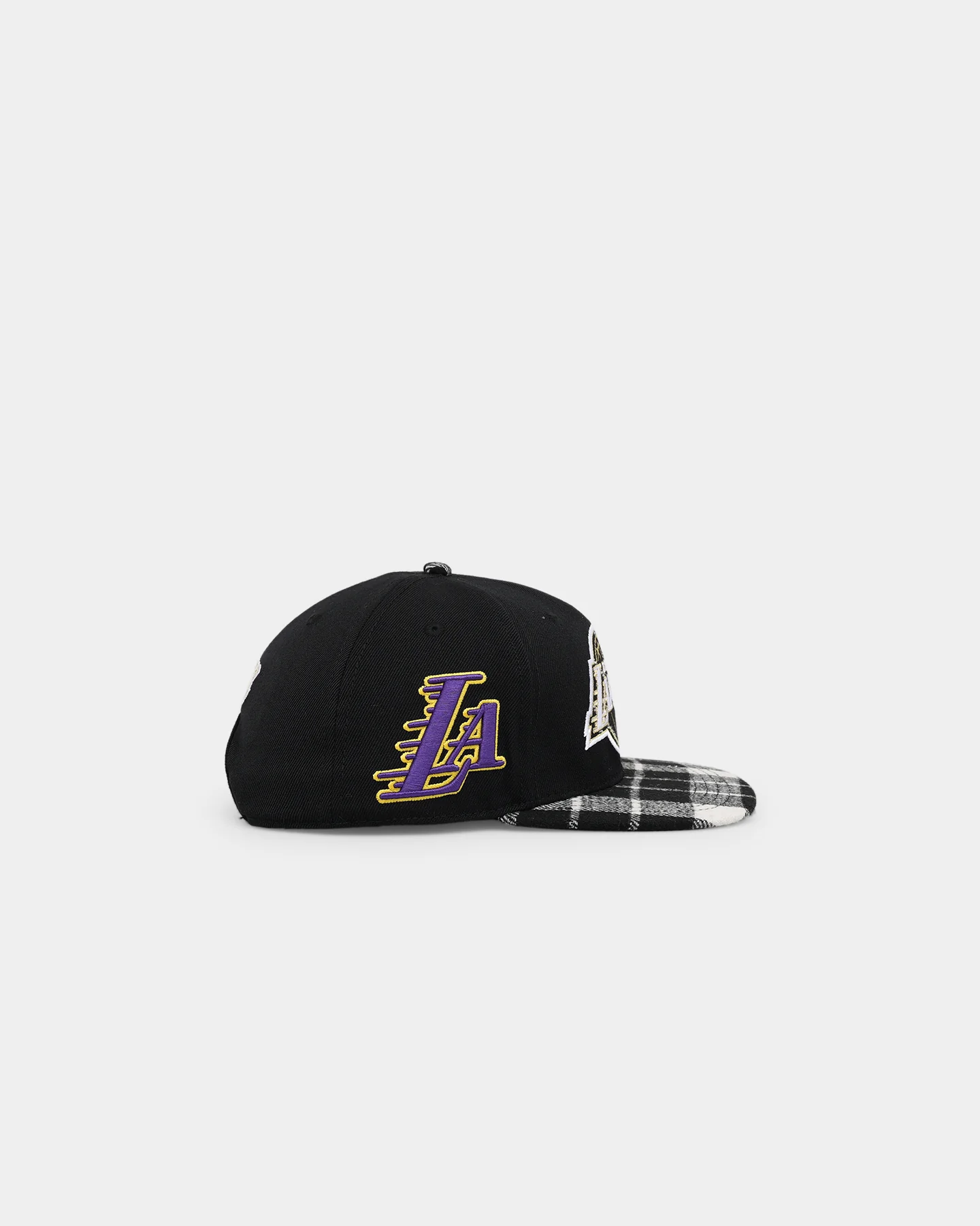 Pro Standard Los Angeles Lakers Prep Plaid Brim Snapback Black - Image 3