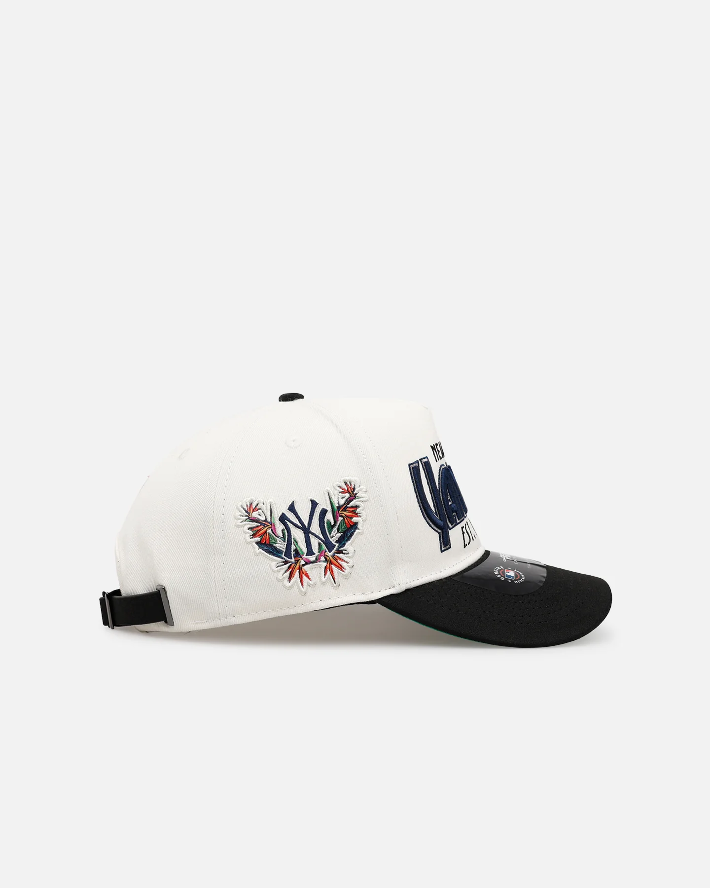 Pro Standard New York Yankees 'Paradise' Pro Pinch Strapback Eggshell - Image 3