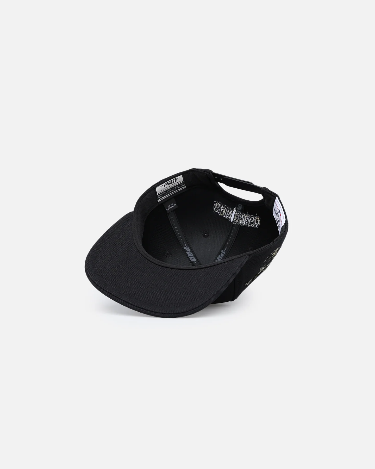 Pro Standard San Diego Padres 'Black & Gold' Snapback Black/Gold - Image 6