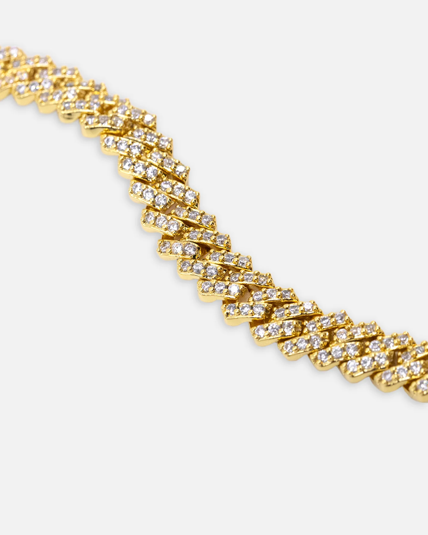 Saint Morta 6mm Iced Cuban Prong Chain Iced Gold - Image 5