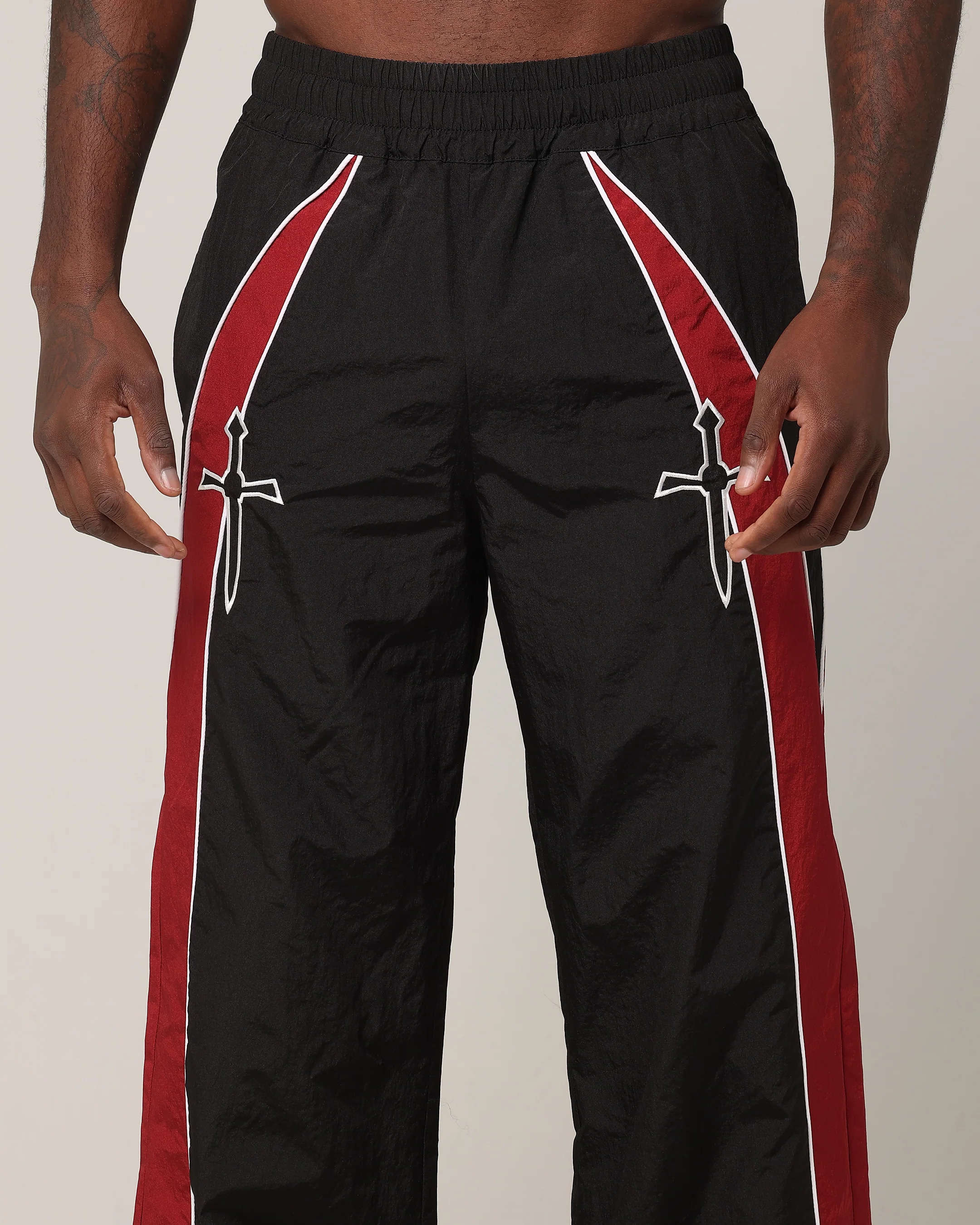 Saint Morta Boundary Track Jogger Black/Burgundy - Image 8
