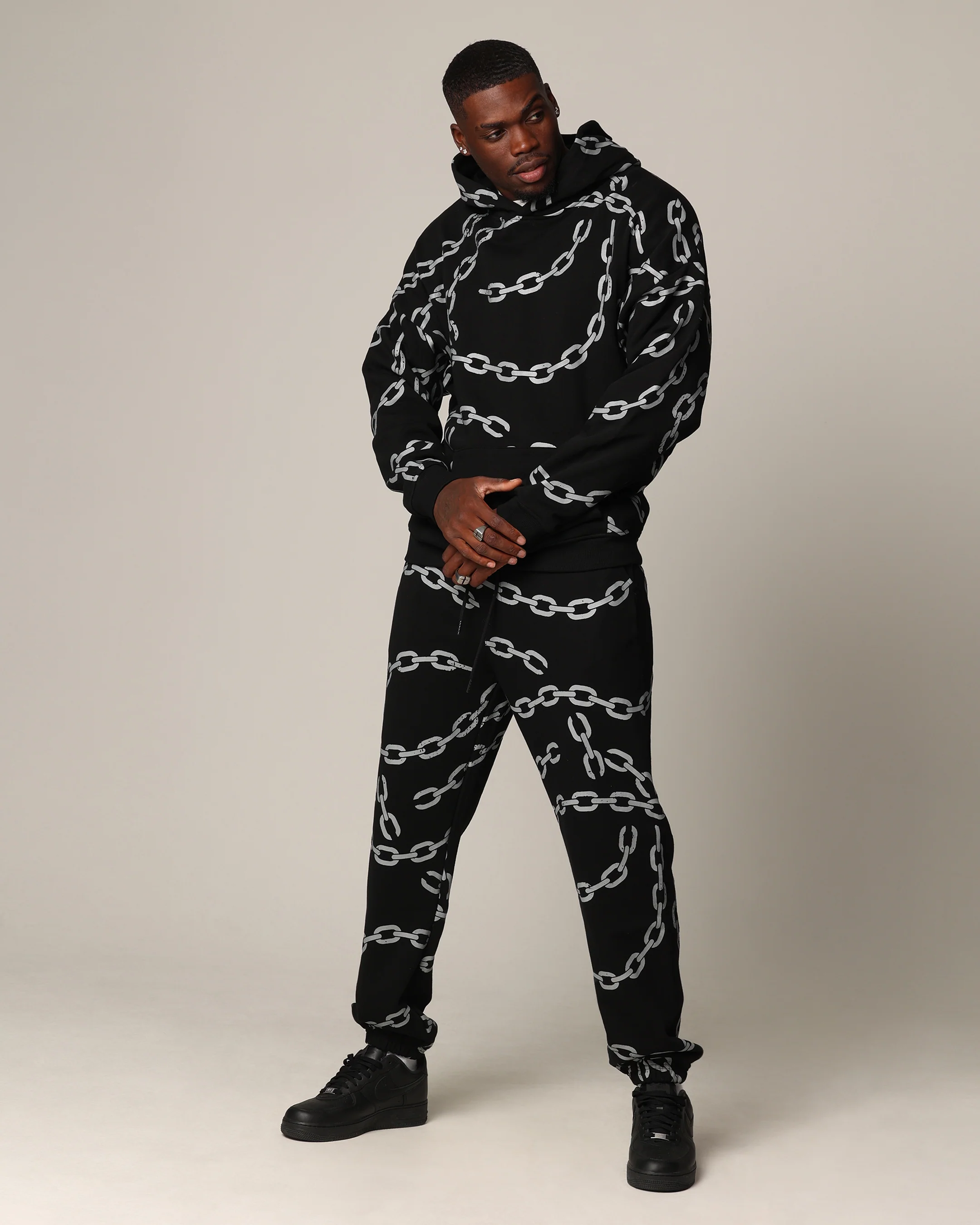 Saint Morta Chain Sweatpants Black/Black - Image 2