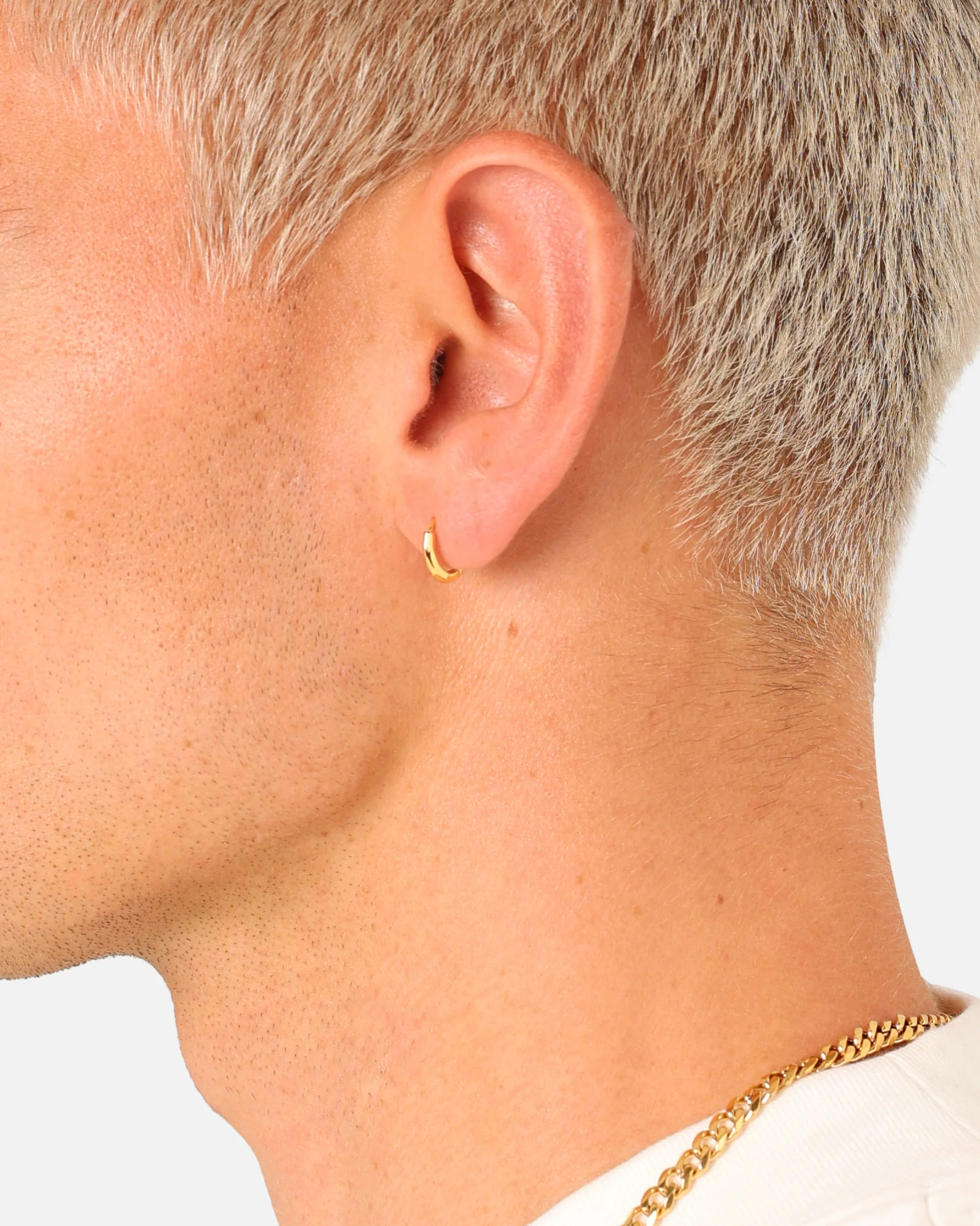 Saint Morta Classic Hoop Earring Gold - Image 2