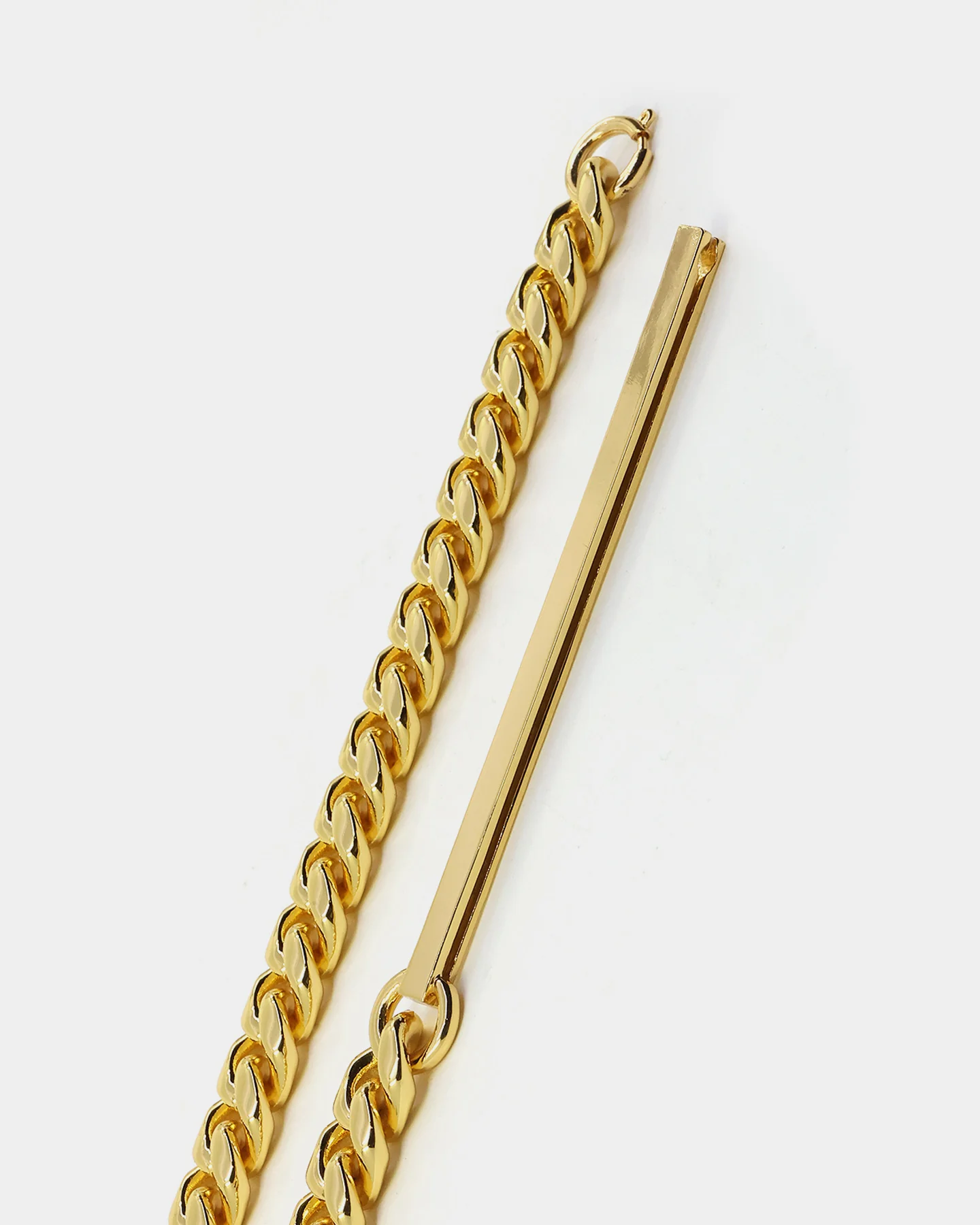 Saint Morta Custom Alpha 5 Letter Chain Gold - Image 7