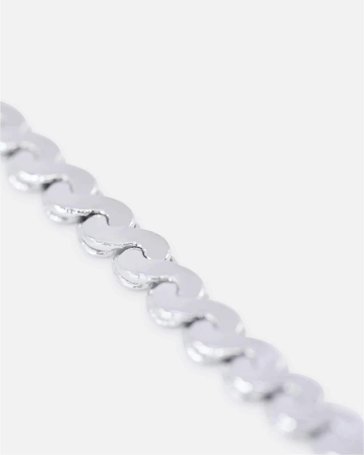 Saint Morta Infinity Chain White Gold - Image 6