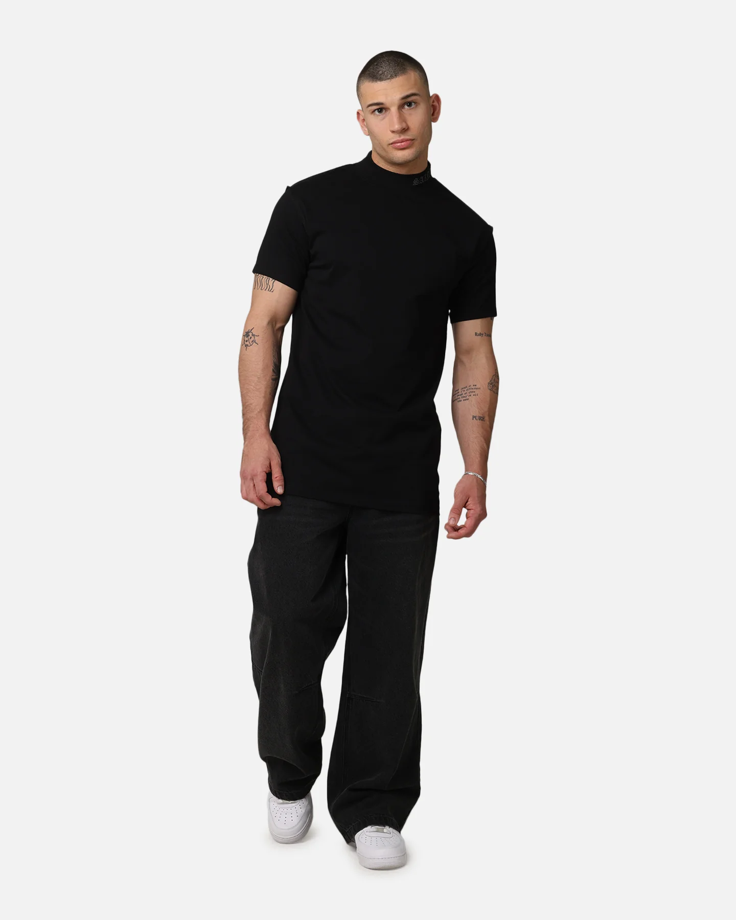 Saint Morta Old English Mock Neck T-Shirt Black/Black - Image 2