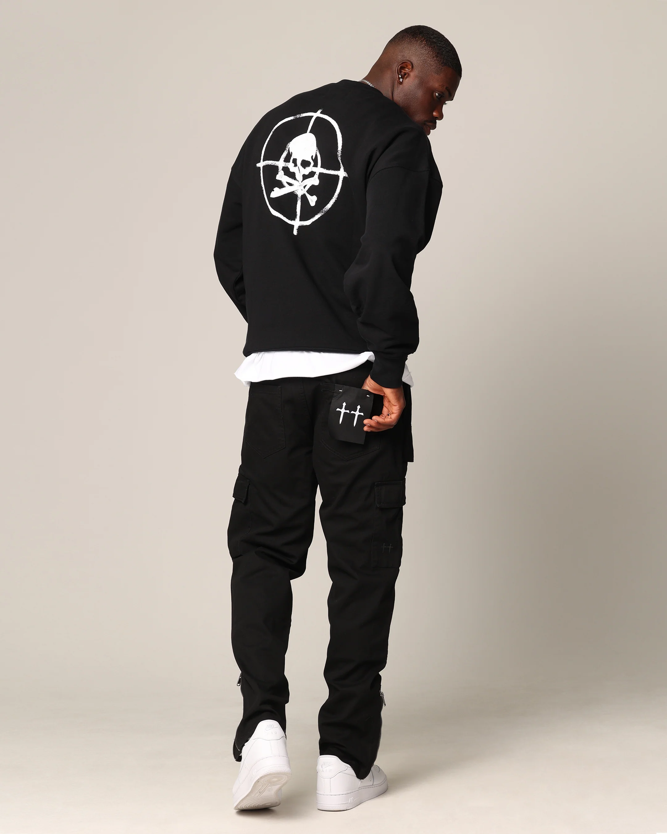 Saint Morta Post Humanous Crewneck Black - Image 3