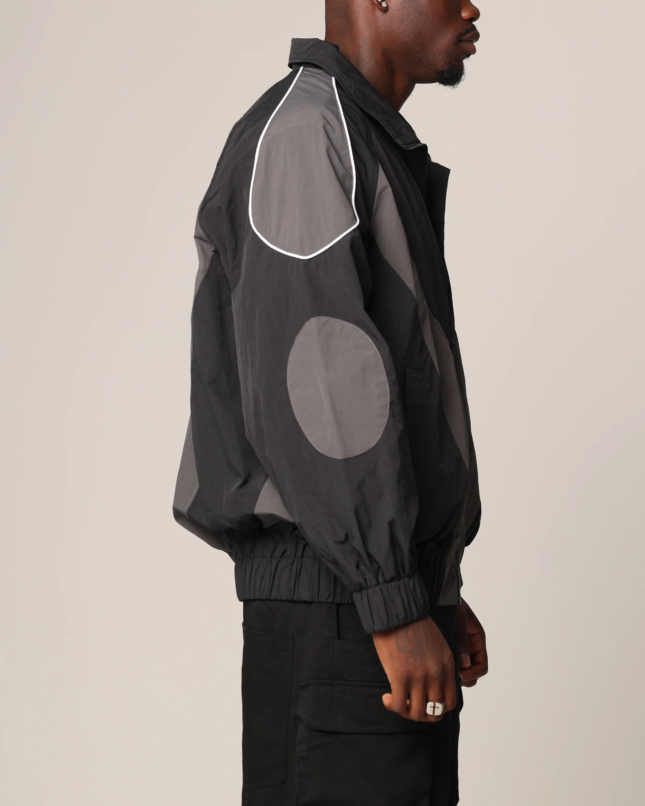 Saint Morta Rage Windbreaker Black/Grey - Image 4