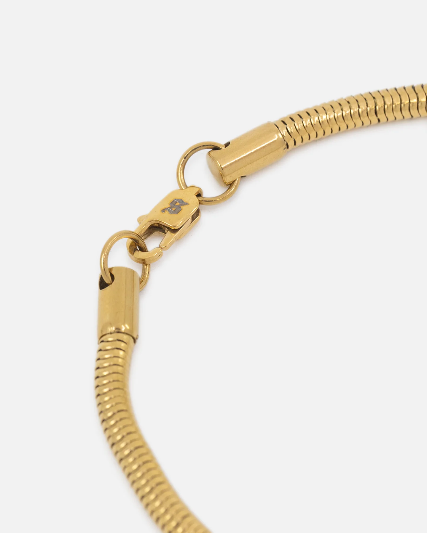Saint Morta Snake Chain Bracelet Gold - Image 3