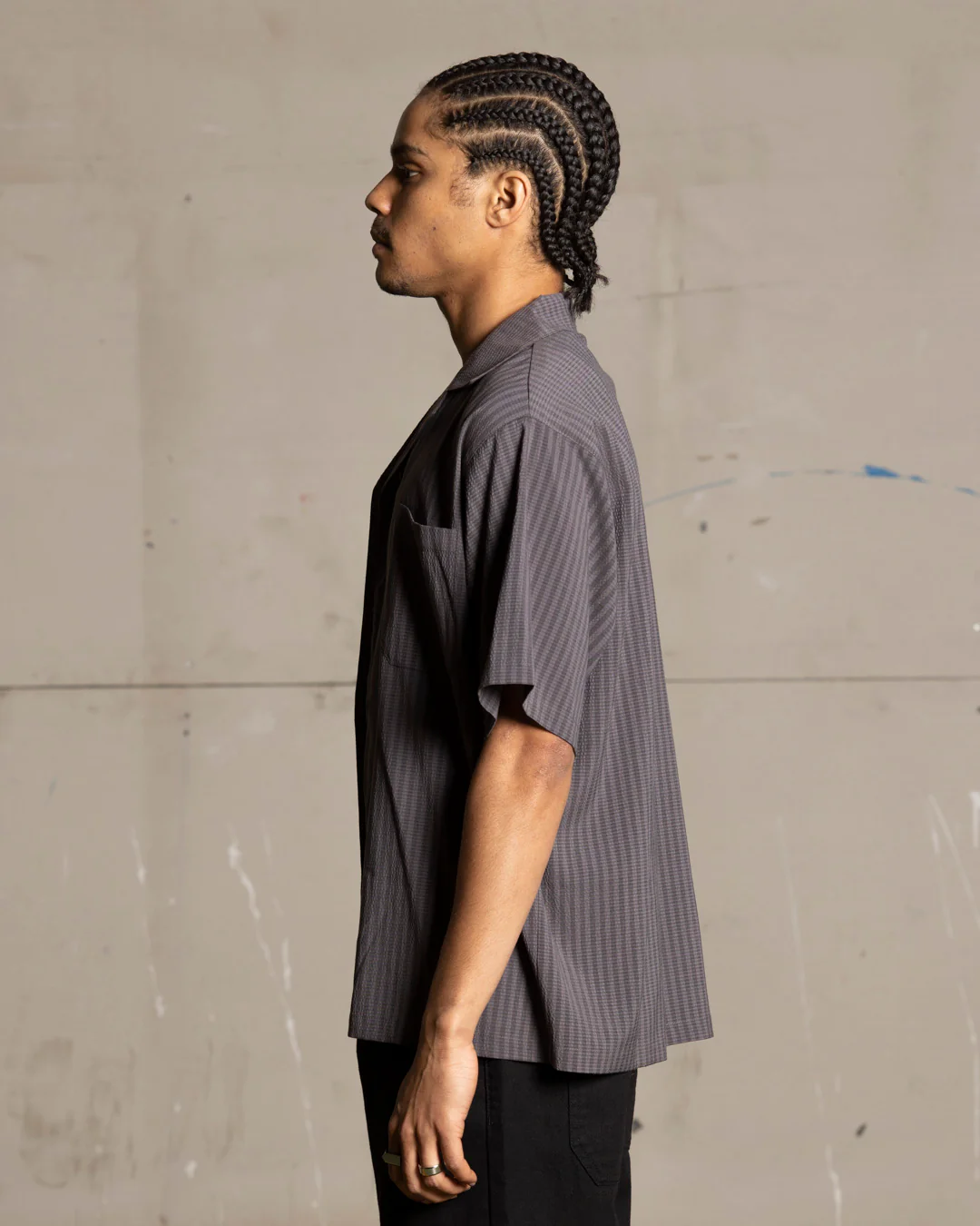 Saint Morta Villa Short Sleeve Shirt Dark Grey - Image 6
