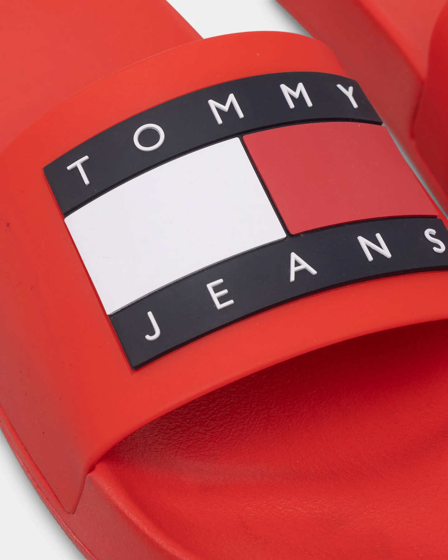 Tommy Jeans Essential Contoured Pool Slides Deep Crimson - Image 4