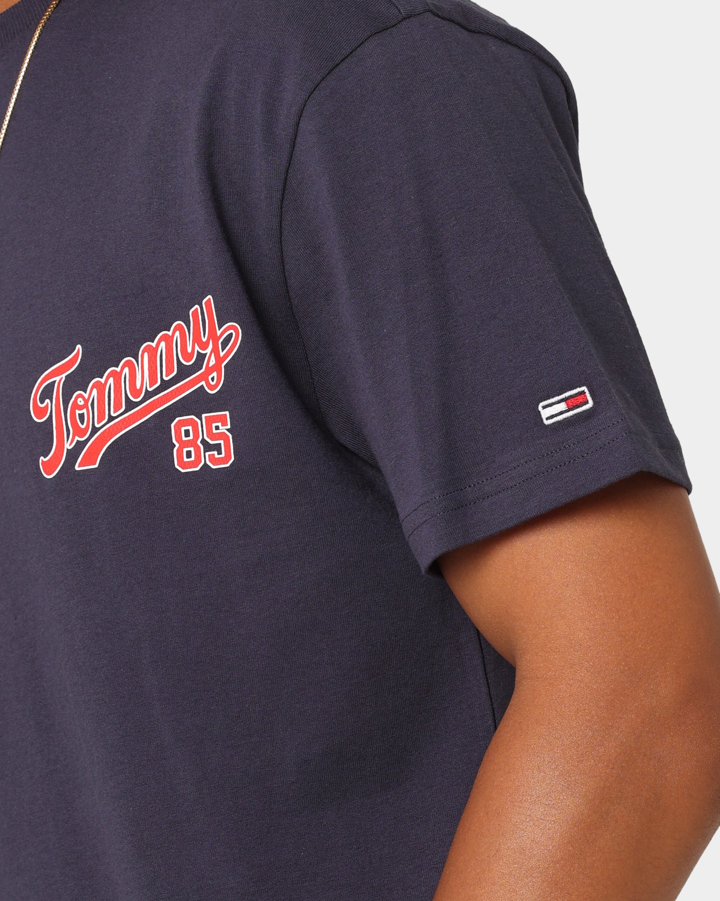 Tommy Jeans TJM Classic College 85 Logo T-Shirt Twilight Navy - Image 9