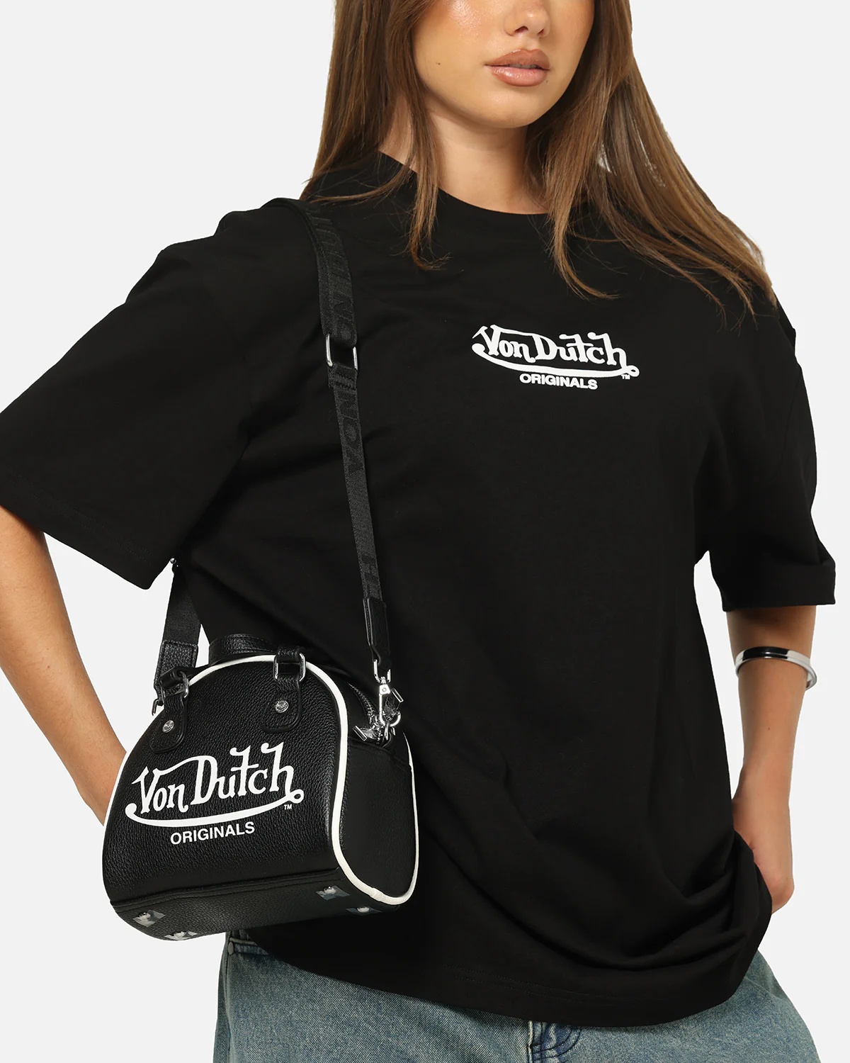 Von Dutch Women's Mini Originals Bowling Bag Black - Image 4