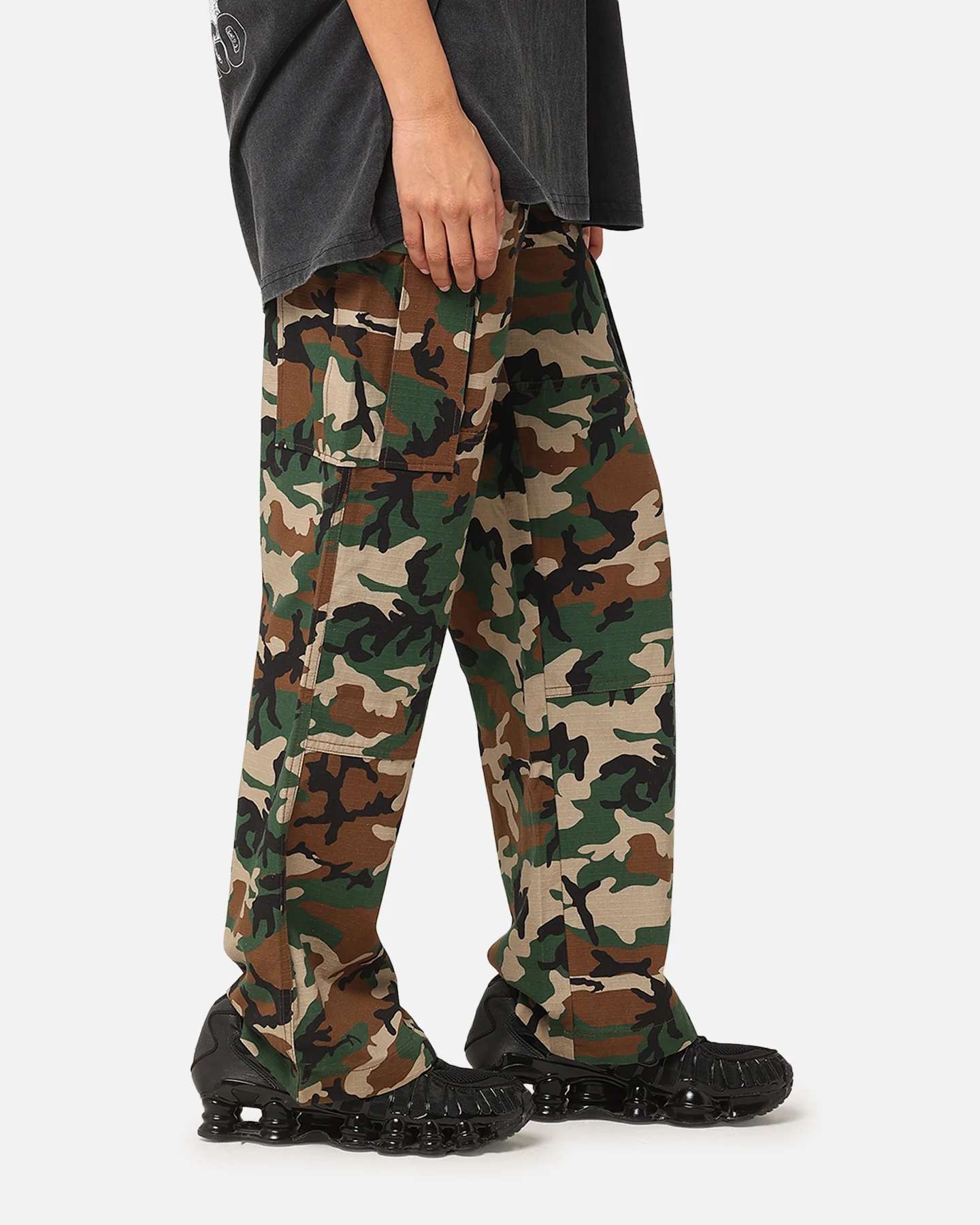 X-Girl Women's Easy Cargo Pants Camo - Image 5