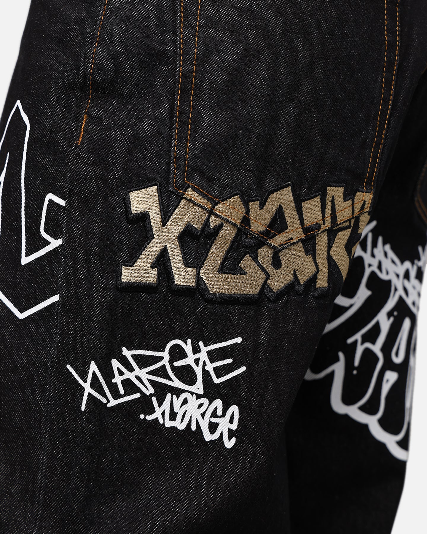 X-Large Graffiti Denim Jeans Black - Image 9