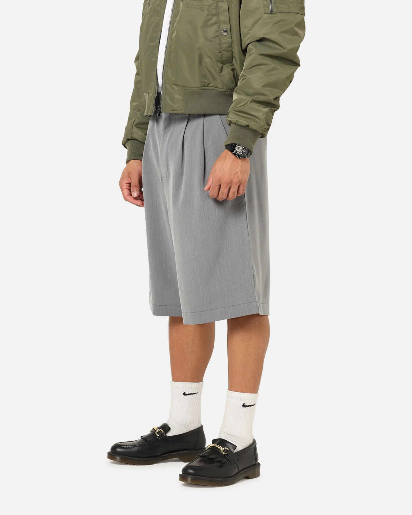 XXIII Baggy Pleated Shorts Grey - Image 6