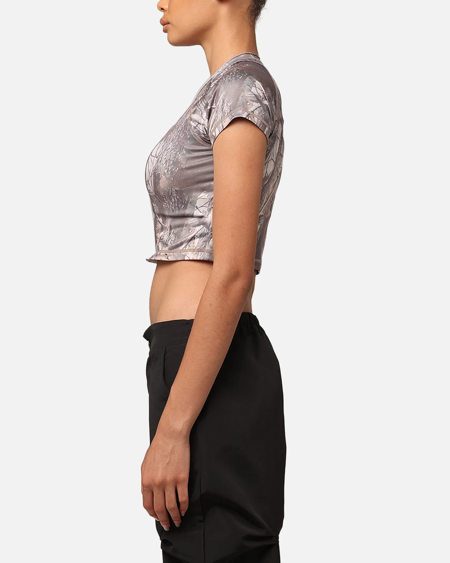 XXIII Women's Boiler Room Crop T-Shirt Hunter Camo - Image 5