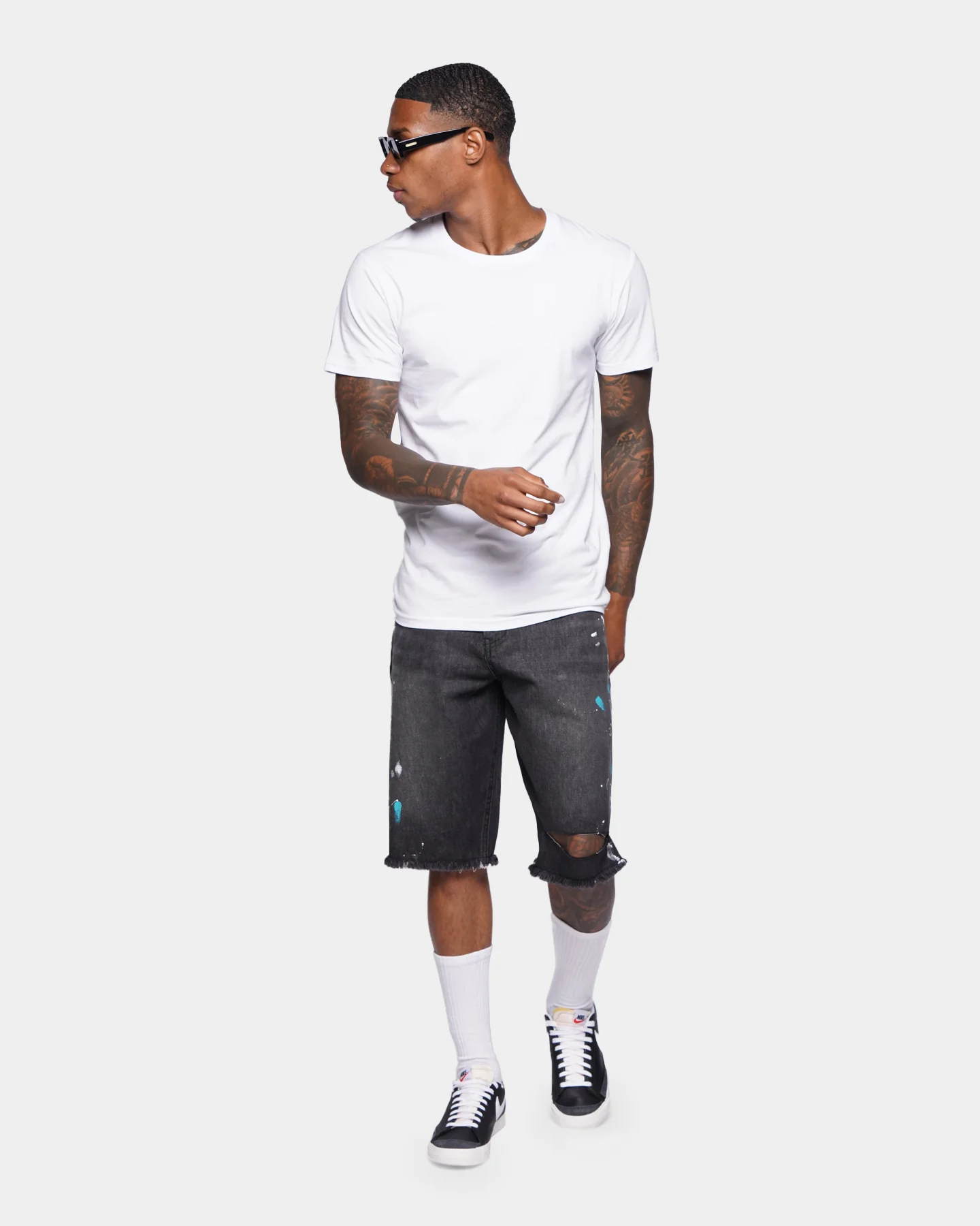 XXIII Wylie Paint Shorts Washed Black - Image 2